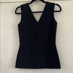 VGUC Dolce & Gabanna black fitted sleeveless hook & eye centre back close top